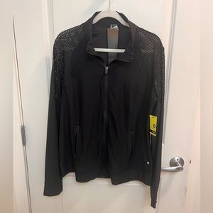 Xersion athletic jacket with thumb holes, XL, NWT, smoke free home